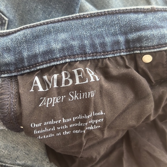 Black Orchid Los Angeles skinny zipper ankle jeans size 28 - Picture 9 of 10